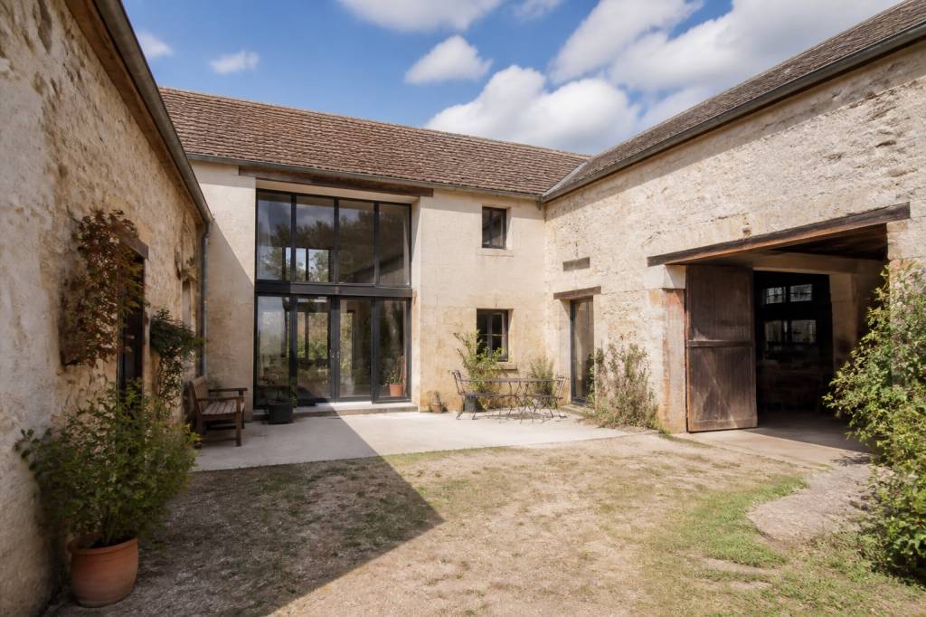 Corp de ferme renover : comment réussir une rénovation complète et durable